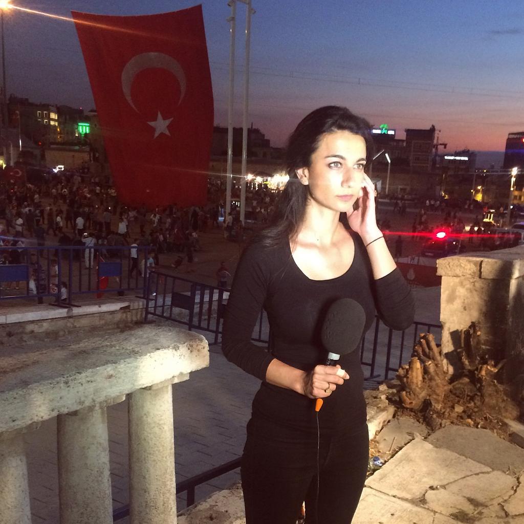 We did not find results for: Yalda Hakim Bbc - Yalda Hakim On Twitter Throwbackthursday Istanbul July 2016 Coup