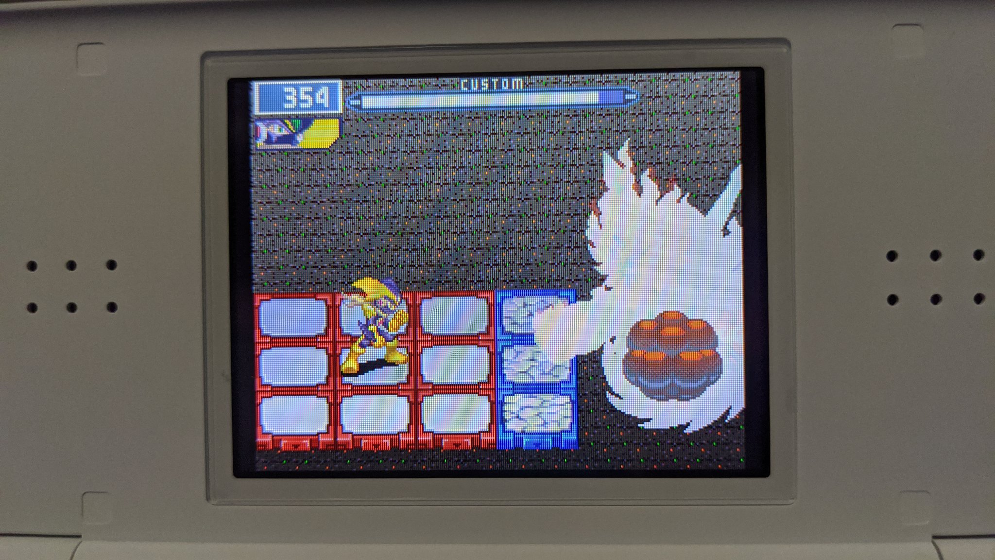 シリト ロックマンエグゼ5 Dsツインリーダーズ ネビュラグレイv3戦 ロードオブカオス お恥ずかしい話しですが 900ダメージ近く受けてしまいました トドメはココロウインドウ怒りでロードオブカオス威力500の2倍で1 000ダメージ T Co 58iiptz5z0