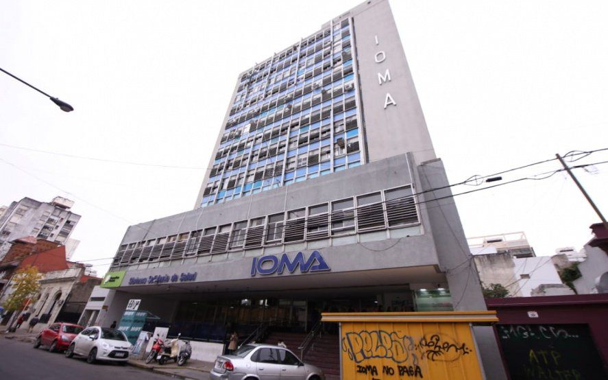 #IOMA 🔵
🗣️ <a href="/GLorenzino/">Guido Lorenzino</a> se presentó en el fuero contencioso administrativo para que logar en la #AMP vuelva a atender a los afiliados a <a href="/IOMAgba/">IOMA</a>.
Link a la nota ➡️ bit.ly/35Fu6Cu