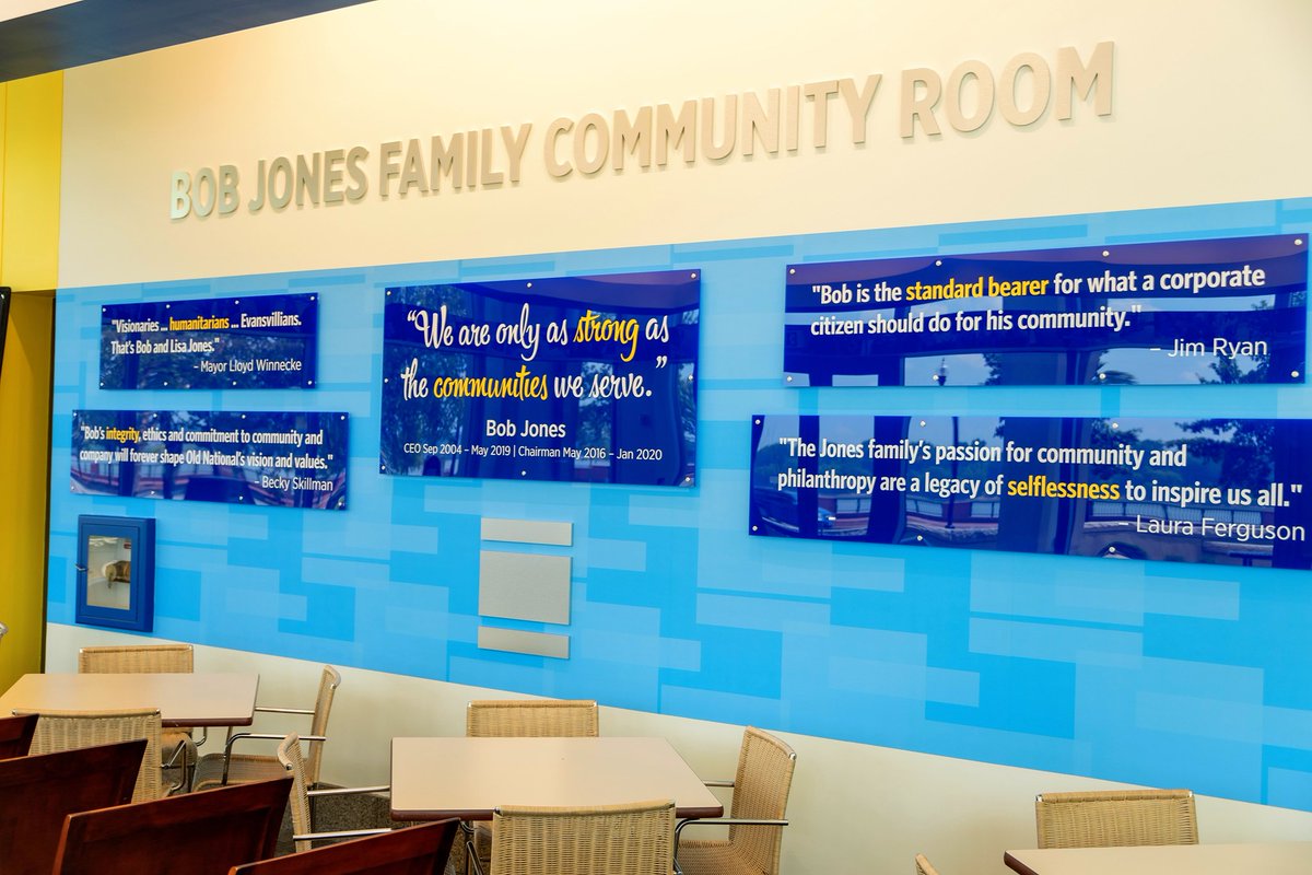 💙 Whether it's a small promotional item, or a large scale graphic, we're here to tell your story with ProMark!

➡️ The Bob Jones Community Room at <a href="/Old_National/">Old National Bank</a> 

#SladePrint #ProMark #TellYourStory