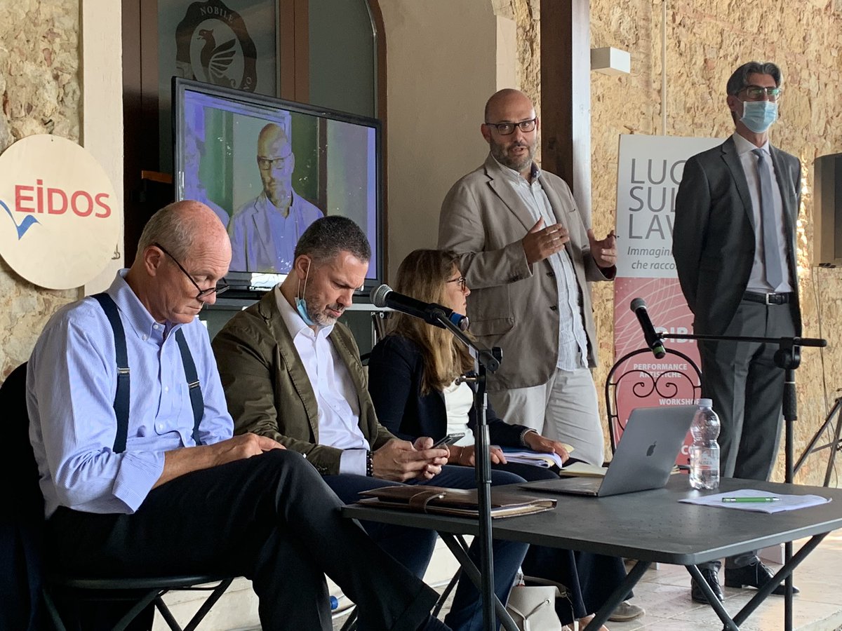 EffeConTweet's tweet photo. Inizia una riflessione sul recovery fund e sul piano italiano con @PuglisiPD e @VisentiniLuca. #LSL20 #LucisulLavoro @c_montepulciano @ANPALgov @MinLavoro https://t.co/FelcBxEvw2