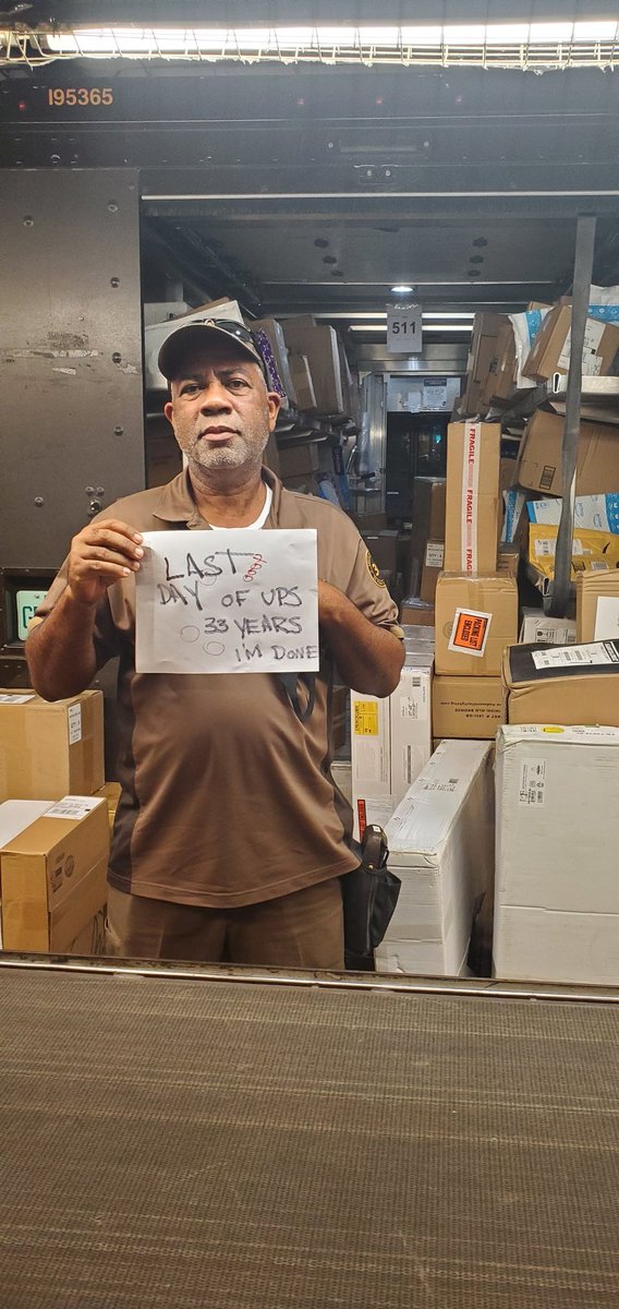 30 years Circle of honor.. respect to Fitz foster.. enjoy your Retirement 33 years at UPS