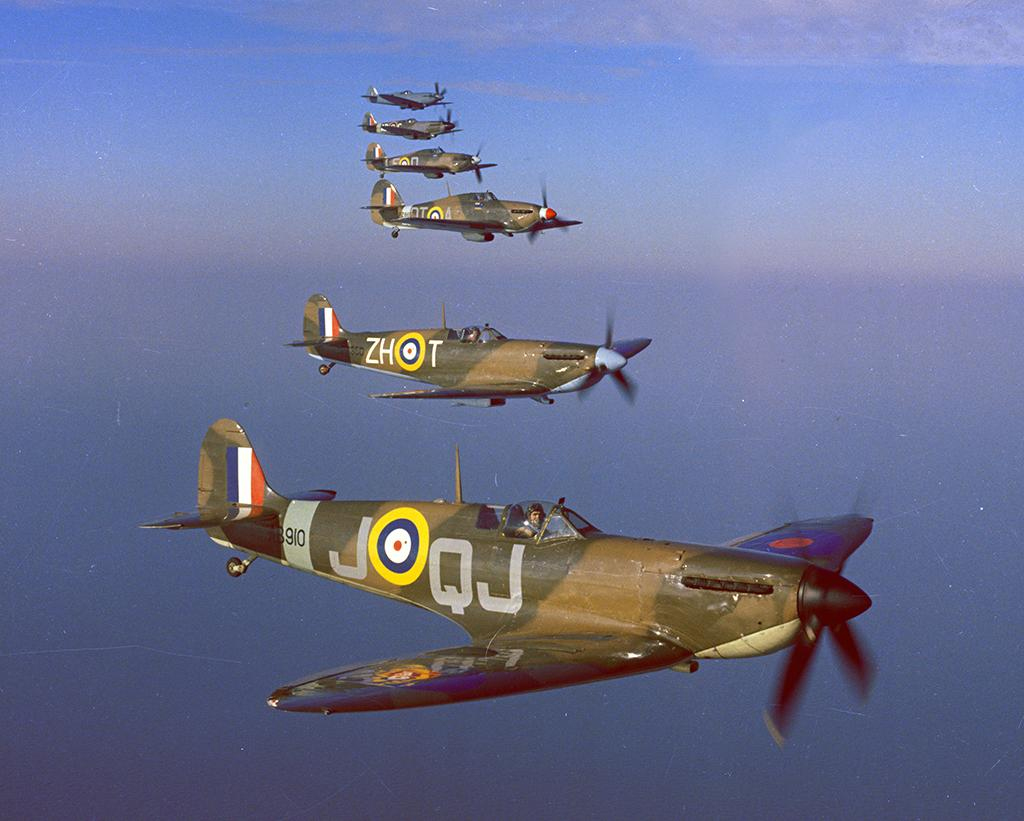 A Sunset Ceremony will be held today Thu 17 Sep, 6-6.30pm in front of the Officers Mess at RAF Brize Norton. At 6.11pm, there is expected to be a flypast by <a href="/RAFBBMF/">RAF BBMF</a> Spitfire Mk2 P7350, ZH-T, the only serviceable Spitfire in the world that actually fought in the Battle of Britain