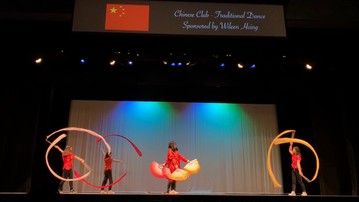 NiWeActivities's tweet photo. Niles West, one of today's featured clubs is Chinese Club. Make sure to check your email to join the Q &amp; A today at 3pm. See you there! https://t.co/ur9QUZWLiK