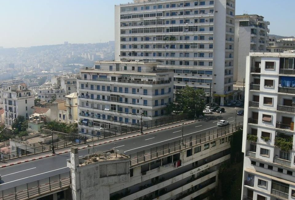 Because of its dramatic topography, Algiers was the location of much architectural experimentation in the mid-20th century. For instance, in 1952 they built a building... that was also a bridge, L'IMMEUBLE-PONT