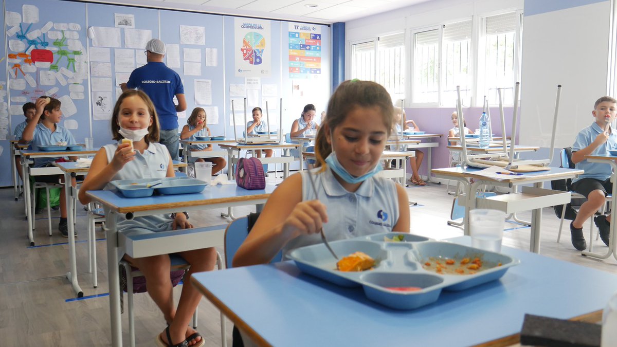 ColegioSalzillo's tweet photo. Comienza un nuevo curso en el comedor del colegio 🥗 😊 En octubre estrenamos nuevas instalaciones para alumnos de bachillerato y cursos superiores de secundaria ¡estamos muy contentos con esta noticia! https://t.co/xRF81CulXG