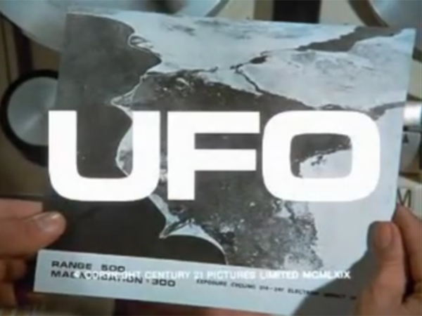 YellowdotKev's tweet image. After the elaborate, flamboyant screen titles for the Gerry Anderson TV series' of my childhood; Stingray, Thunderbirds and Captain Scarlet, the sober, minimalist and then futuristic typography for 'UFO' told me I was no longer watching children’s television… #sciencefiction