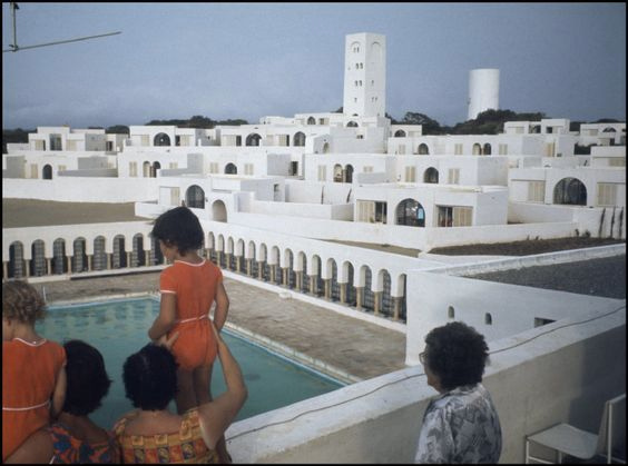 Pouillon himself was no colonial stooge. After independence in 1962, he would be commissioned by the Algerian government to build a number of famous tourist complexes, like these built in Zéralda and Sidi-Fredj, with rather bold interpretations of traditional architecture