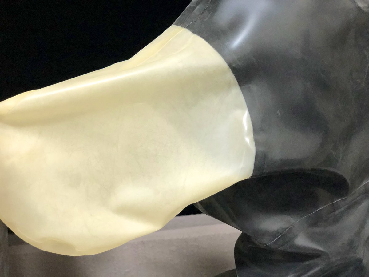 その先にある快楽を知りたいか？ だったら、快楽の向う側を唯一知って