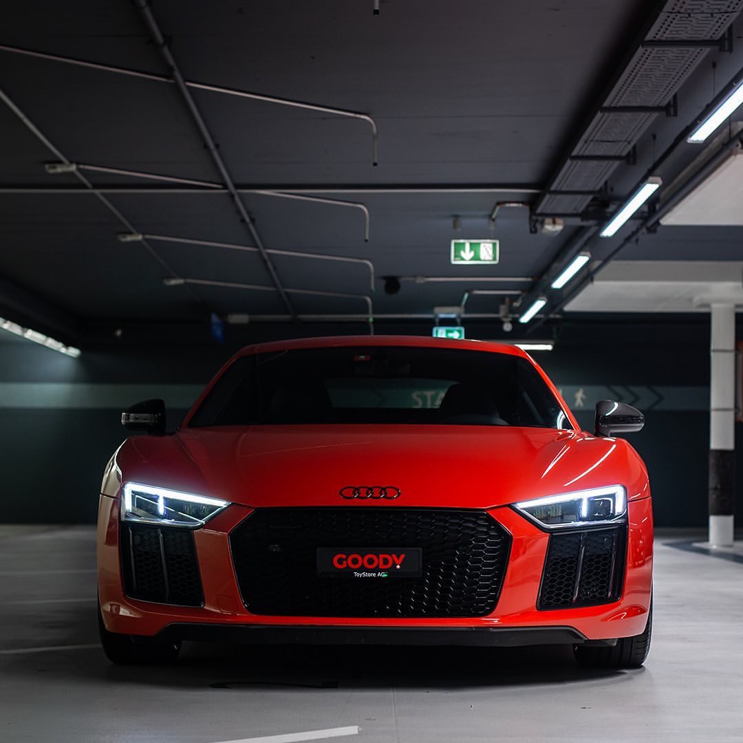 carpxrnpicx's tweet photo. Audi R8 V10 Plus https://t.co/ispqr7qBDh
