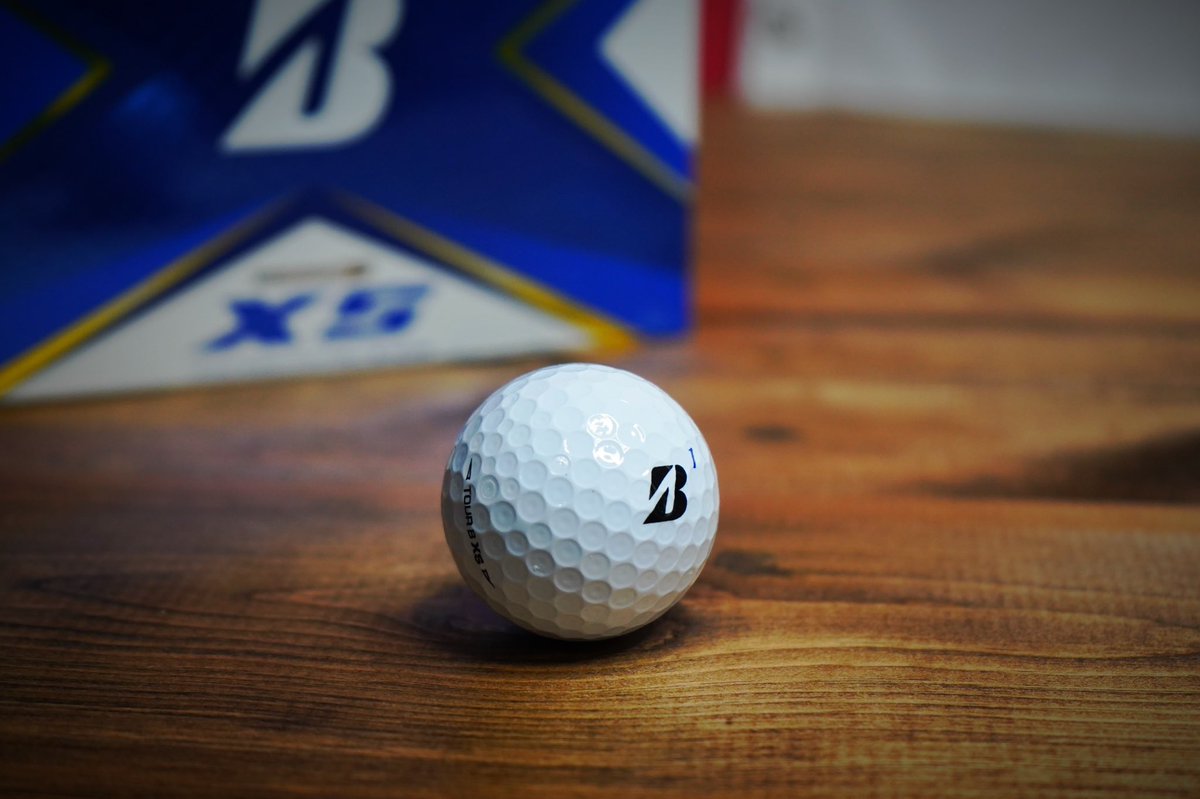 bridgestonegolf's tweet image. 🇺🇸 U.S. Open Giveaway 🇺🇸 

🔻Signed Tiger US Open Flag
▫️2 dz of golf balls of your choice
🔹Red, white and blue Bridgestone hat

How to Win:
🟥FOLLOW @bridgestonegolf 
⬜️RETWEET
🟦COMMENT with your US Open pick

Good luck!