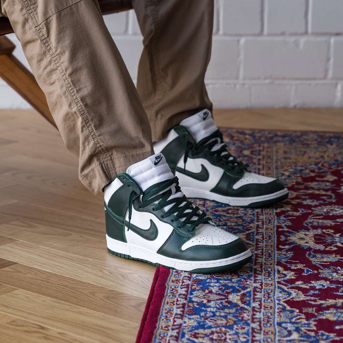 Inside Sneakers on Twitter: