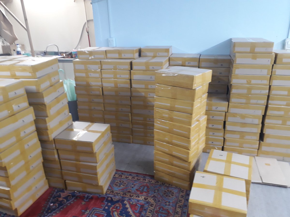 문플라워 국내배송 포장이 완료되었습니다... 지금 시간이....

최종 배송 업데이트가 아직 올라가지 못했네요! 텀블벅과 마지막 하나 정리가 되면 올리겠습니다. 😭