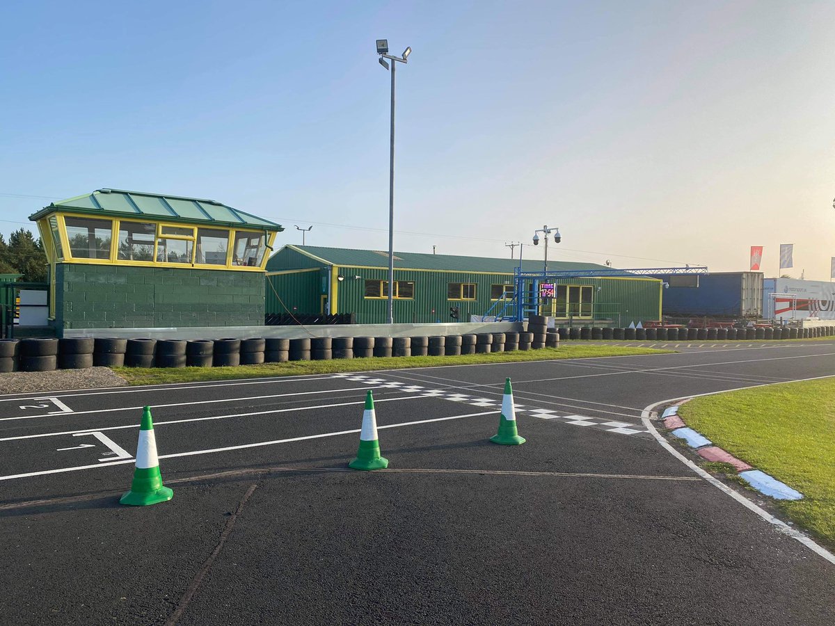 JagRotax's tweet photo. (2/2) Good luck to everyone racing here!

#MSUK #BritishKartChampionships #WeAreRotax #WardenLawKartClub #JAGRotax https://t.co/cKqAEJLOgf