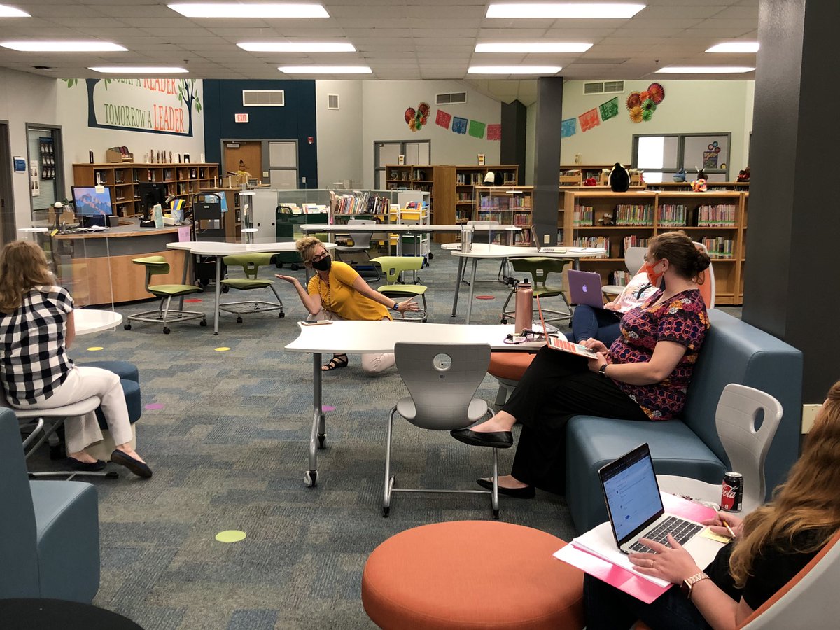 JenReed2019's tweet photo. First grade collaboration at JAV- sharing a kinesthetic strategy to remember subtraction. #misdproud https://t.co/RlyvOj59f7