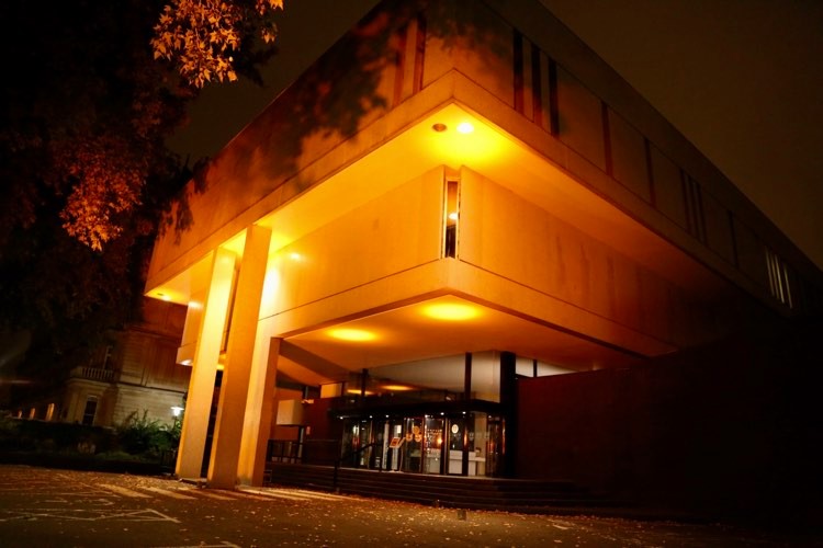 RCPhysicians's tweet image. We have lit up our Regent’s Park building in orange for #WorldPatientSafetyDay, in recognition of health workers’ efforts globally to provide safe healthcare every single day for their patients.

Thank you for all you do to ensure patient safety. @WHO