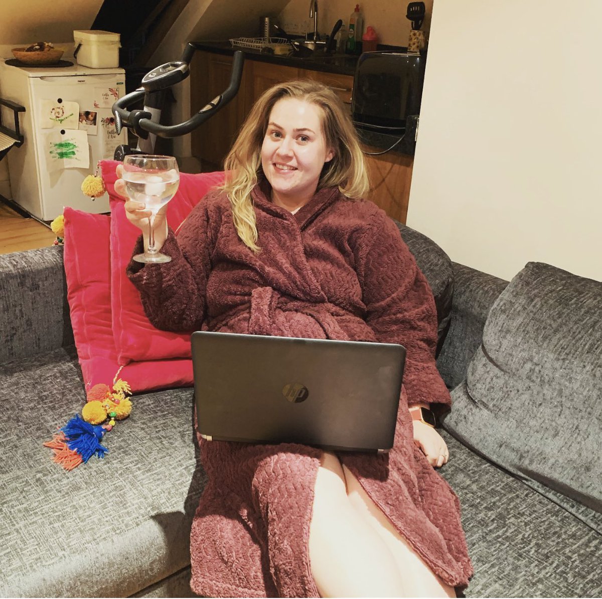 Not how I expected to spend my first #insiderhonours bit still having a great time! <a href="/InsuranceInside/">Insurance Insider</a> @Insider_Charlie it’s not a French 75 but it’s gin...does that count?!