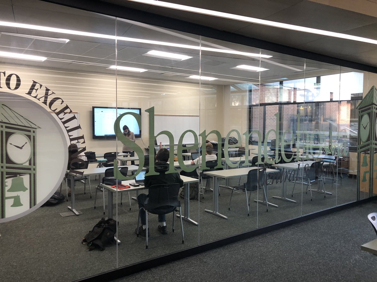 Agostinoni_Ron's tweet photo. A successful 1st in-person day for our M-Z cohort at #ShenHS https://t.co/hC8RMOh6wZ