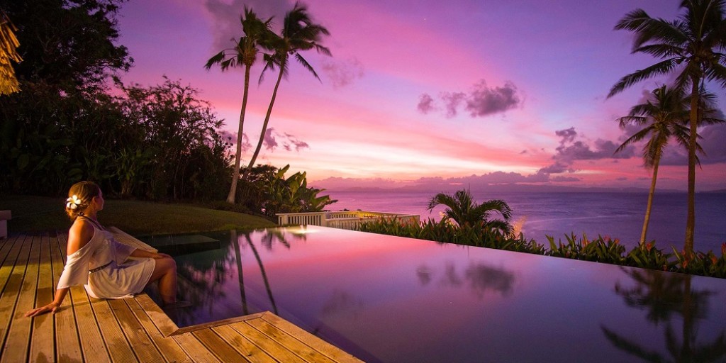 Setting the scene with an rejuvenating vista in Fiji. #TWchats
🏠: Raiwasa Grand Villa | bit.ly/3iE6gKO