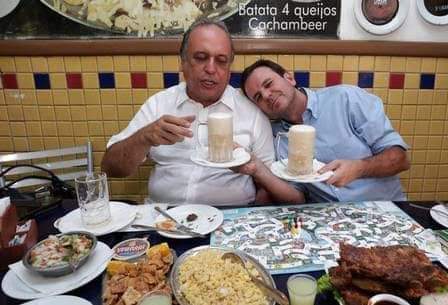 SchmittMaguida's tweet photo. Povo do Rio de Janeiro...
EDUARDO PAES afirma nunca ter tido contato de amizade com  PEZÃO!
Um VIVA à INTERNET... https://t.co/Gix88Z1WMc