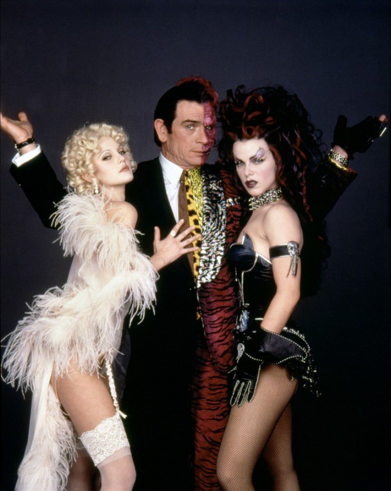 Housekittykat's tweet photo. Like come on. It’s so exaggerated/dramatic but that’s why It’s great https://t.co/cf4t5zE8lC