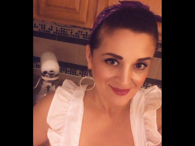 I'm online right now on skyprivate (live skype show). my private profile: https://t.co/r9MNifF29t Please<a href="/tag/camgirl"class="tags"><span>#camgirl</span></a>