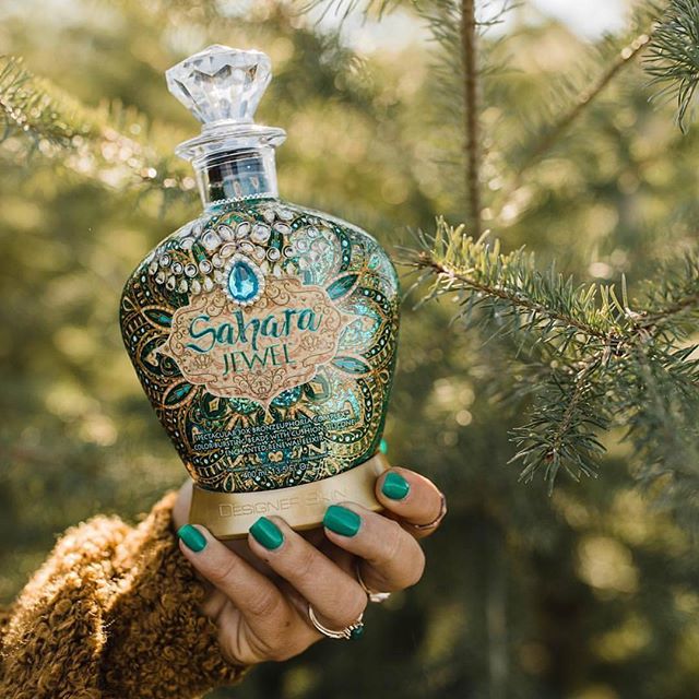 HeartlandTan's tweet photo. Bronze is the best fall color you can wear. And Sahara Jewel can get you there. Call now for a one day only special on this gem. 💎
#tanning #DesignerSkin #SaharaJewel #FallisBronze https://t.co/qNI3uT56TN