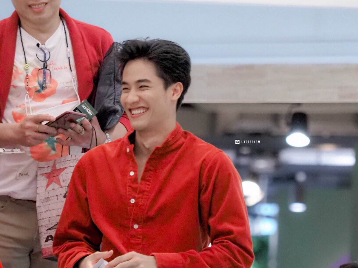 Day 145:  @Tawan_V you have the most beautiful smile that I've ever seen. I hope it never change. ฉันรักคุณ   #Tawan_V