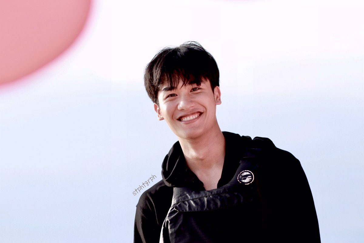 bloumt's tweet photo. งื้อออออออ น่ารัก แสนดี ❤️ #Tawan_V #เตตะวัน https://t.co/WmaK9hD5jS