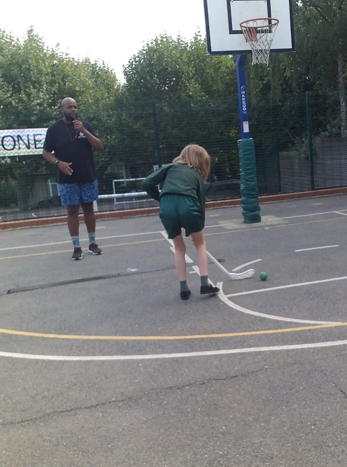 SpringCPS's tweet photo. Springfield children have all been fully engrossed in their PE lessons. This half term KS1 are busy practising agility, balance and co-ordination (ABCs), whilst KS2 are enjoying Hockey. Athletes in the making! #getactive https://t.co/HY9SQ8nE7t