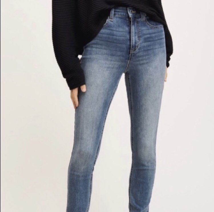 shannonshops365's tweet image. Another great #FallStaple 🍁🍁🍁 for your closet! Dynamite “Kate” high rise skinny jeans Waist 27” or a size Small. These are perfect. Perfect I tell you! Remember, I’ll never sell something I wouldn’t personally wear. Sale price $35 + $9.99 shipping. DM4info😘