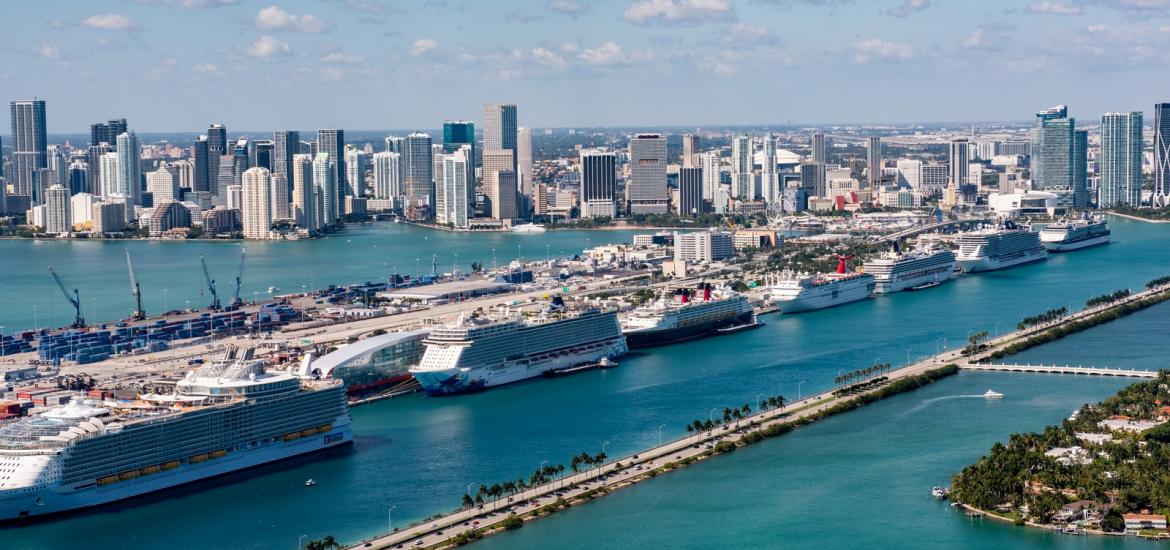 FloridaPorts's tweet photo. Thank you to @SenRickScott Sen @marcorubio for introducing a bill to help cruising safely resume, so that the economy in Florida's port communities can begin to recover. #SupportOurPorts
https://t.co/yllGqFpbnE https://t.co/WSCI2ZOGtu
