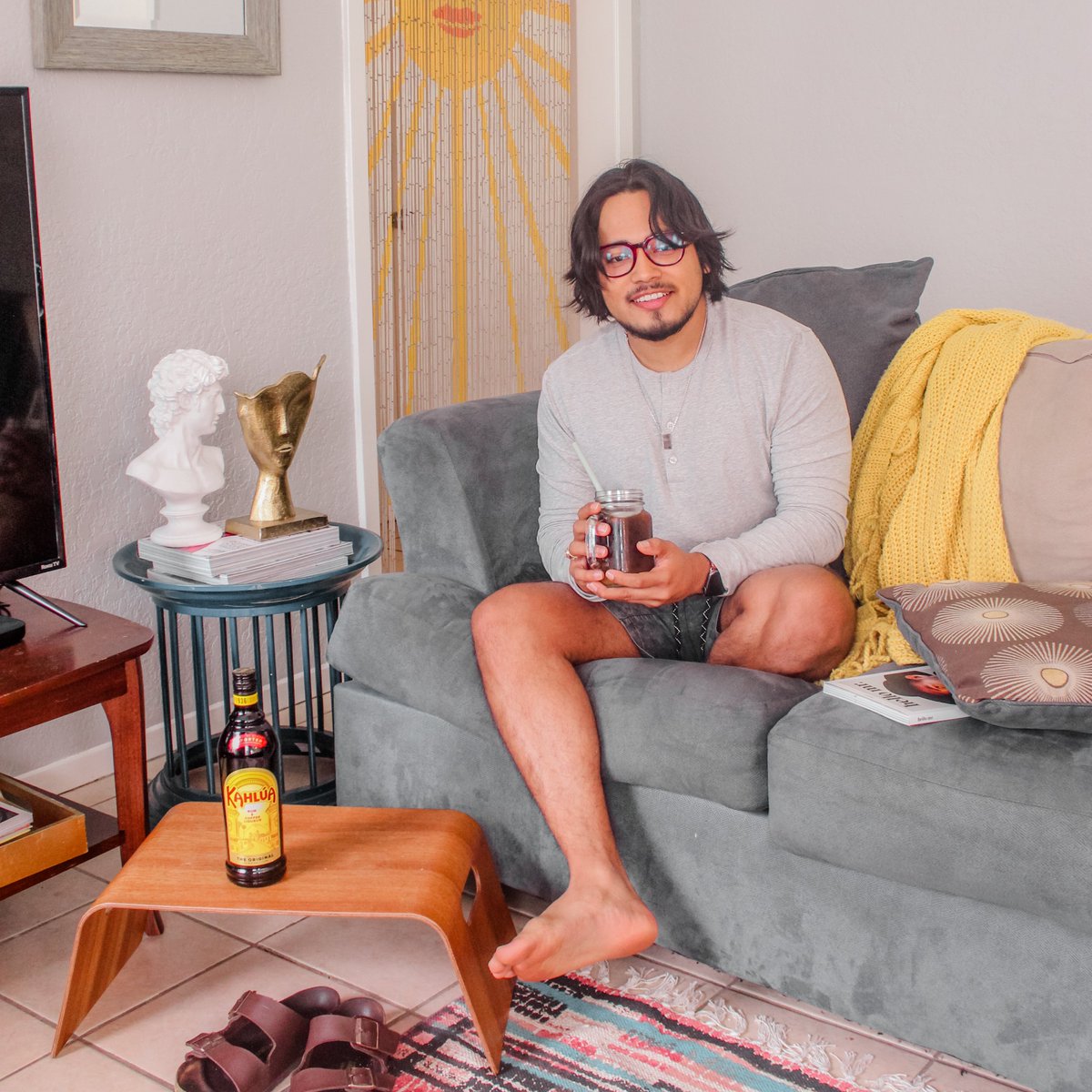 markyatx's tweet photo. #ad Enjoying @kahlua ice cubes to beat this heat! đ€ Making these cubes was SO much fun and exactly what I needed on warmer days! #KahluaPartner âŁAll you need to do is add kahlua to your everyday cubes recipe and enjoy! đ⣠#Summerbrewmance https://t.co/2NoFuMDKg7