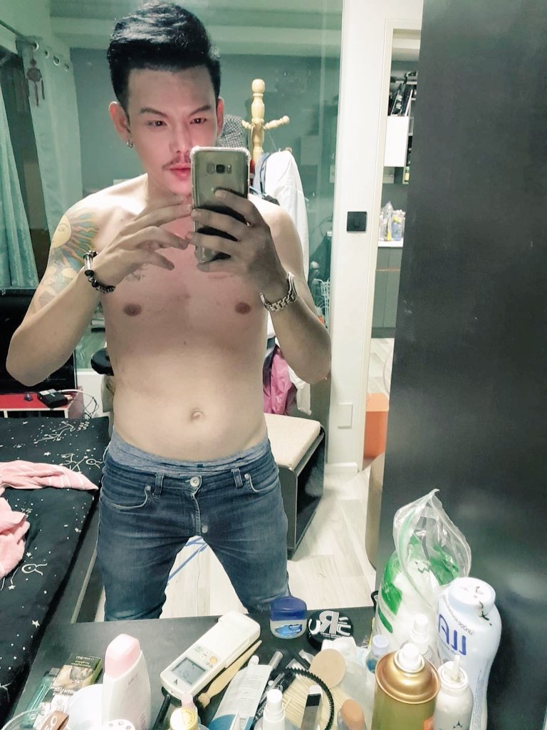 rolltie9's tweet photo. เวอร์ชั่นผม สั้น เด๋อไปหน่อยแต่อร่อยเท่าเดิม https://t.co/v3p0dzpHMt