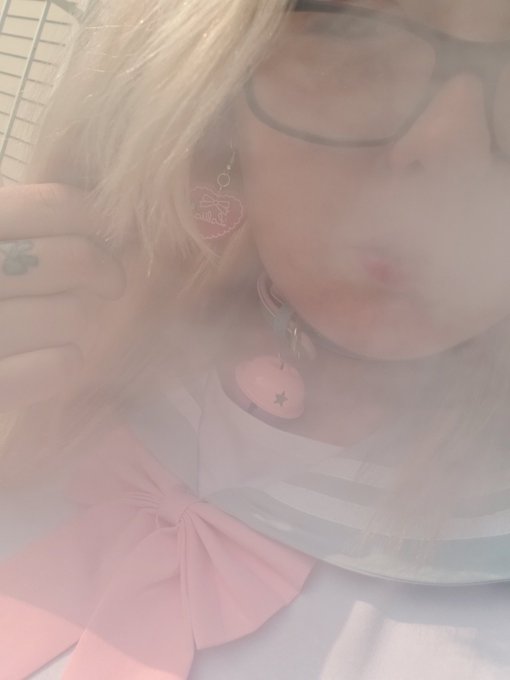 Reached 100 followers today haha yay thanks everyone https://t.co/z6YZ7rosOq<a href="/tag/onlyfansgirl"class="tags"><span>#onlyfansgirl</span></a><a href="/tag/onlyfansbabe"class="tags"><span>#onlyfansbabe</span></a><a href="/tag/onlyfanspage"class="tags"><span>#onlyfanspage</span></a><a href="/tag/th"class="tags"><span>#th</span></a>