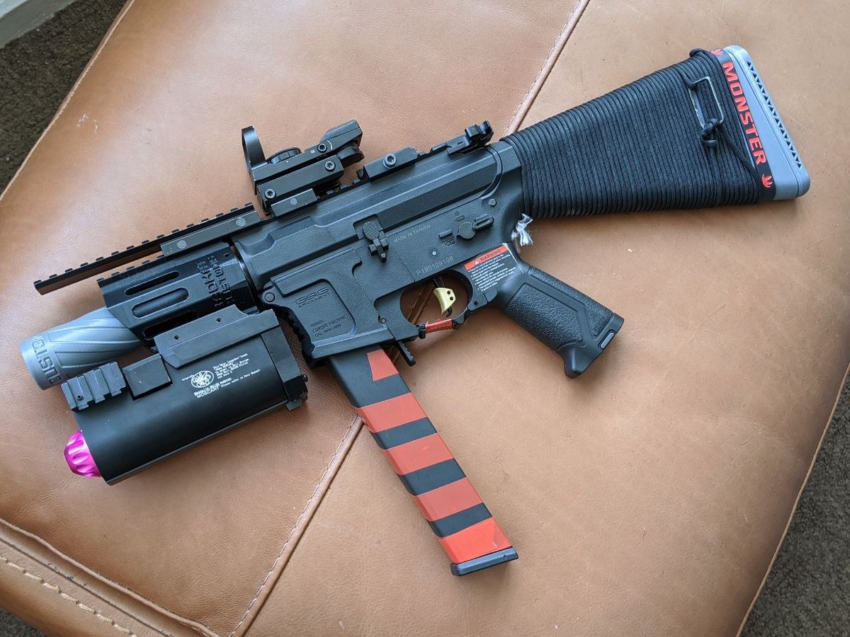 KATYNFOREST's tweet photo. for when you really wanna ruin someone's day in CQB #airsoft #moscart https://t.co/kabYxCXBtv