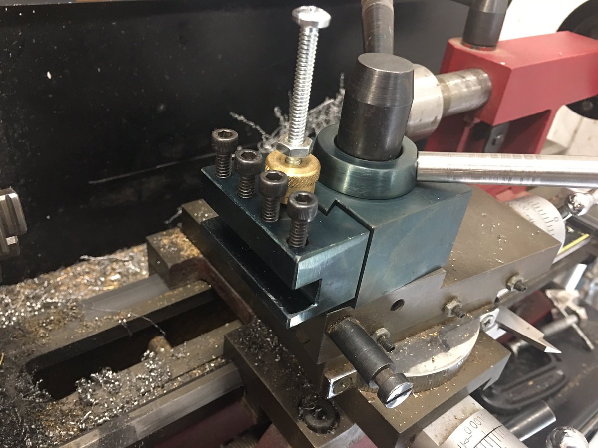 AmatMachShop's tweet photo. Did some hot bluing this week. Turned out pretty good. #hotbluing #machinist #lathetools https://t.co/hhaK9LsGVs