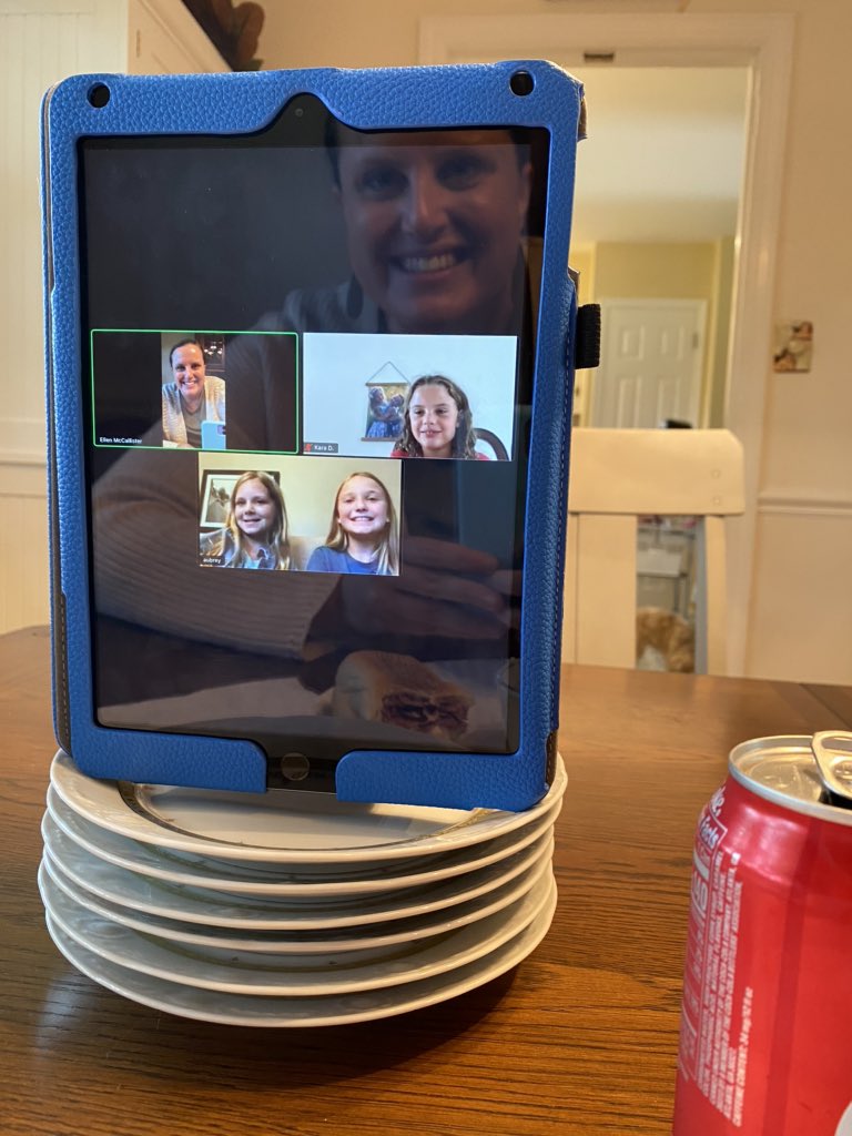 MsMcCallister23's tweet photo. First lunch bunch of the year! Virtual style π₯° Loved getting a chance to chat and get to know my students a little more! #extoneagles #virtuallunchbunch @ExtonEagles https://t.co/SZJaCh4q8B