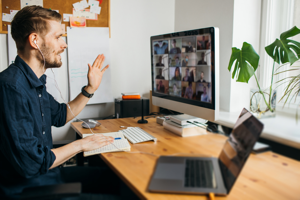 ClearCoHR's tweet photo. For more tips on how to #develop your employees through #PerformanceReviews, check out our blog: https://t.co/UB5clamEie https://t.co/4dLJI40BWV
