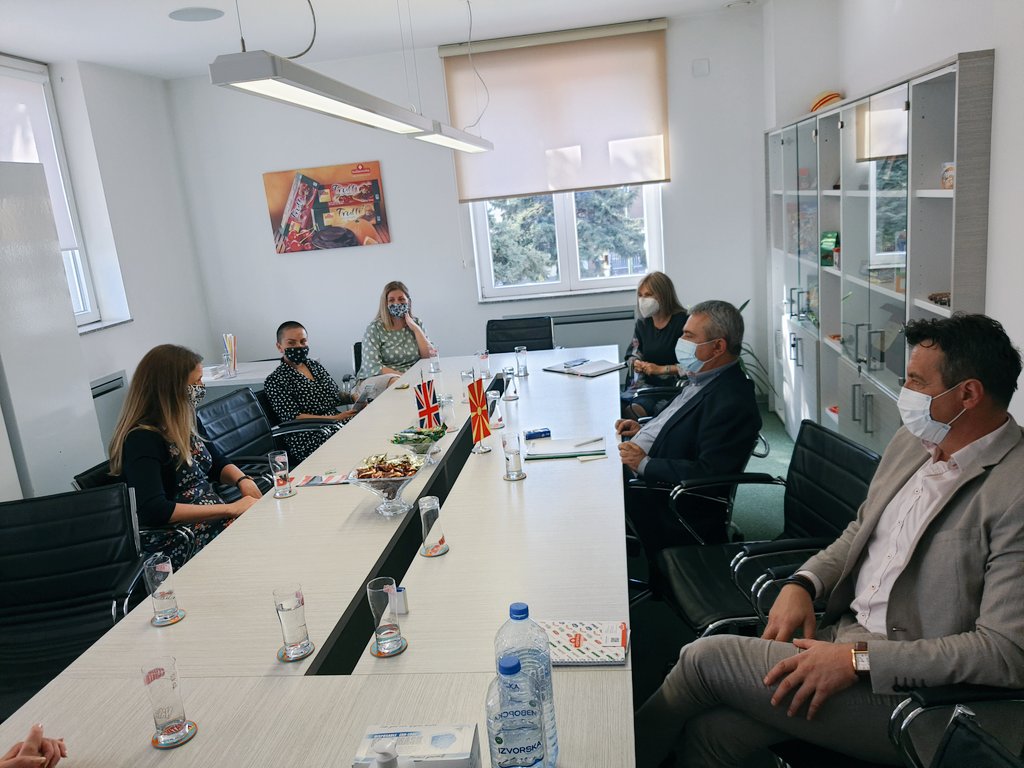 UKinRNMacedonia's tweet photo. We visited one of the biggest 🇲🇰 food industries - Vitaminka. Over the past 15 years Vitaminka has had an export partnership with 🇬🇧, distributing local products to British consumers and markets. The legendary #StobiFlips is the most valued & exported product. #ЗдравоПрилеп https://t.co/aqsrz7rTeH