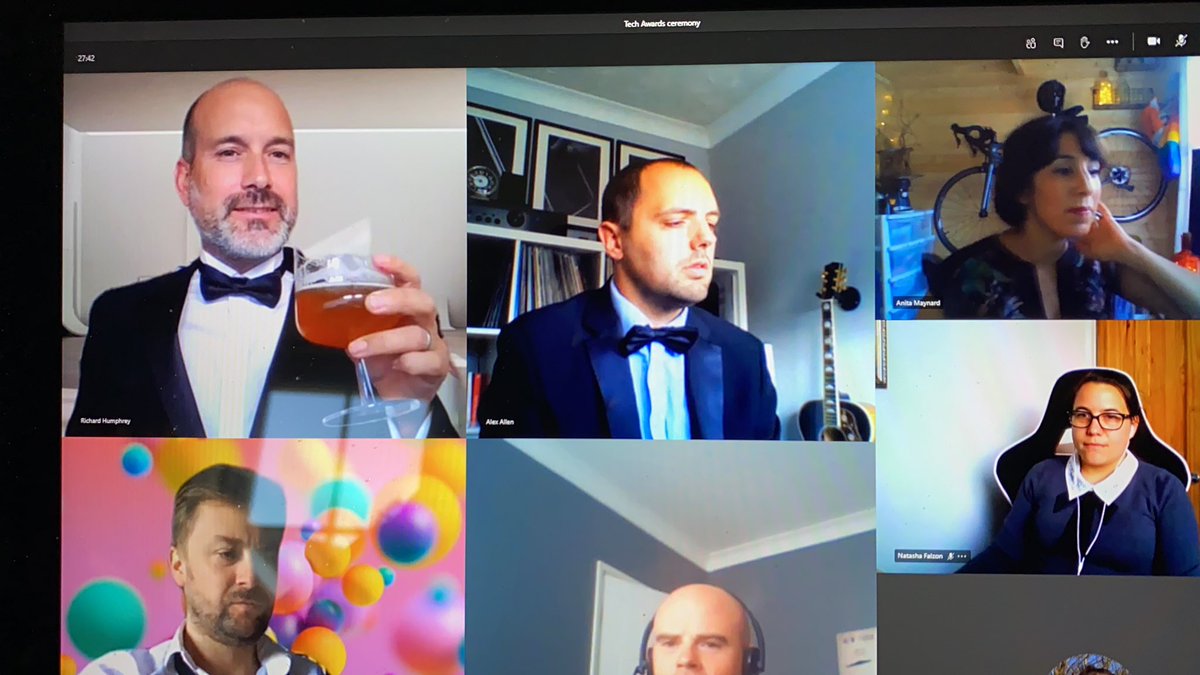agt_orange's tweet photo. Awards time!  This is how #avivamobile shows up to a virtual ceremony #ittechawards @AvivaUK https://t.co/O8fFGXJhfk