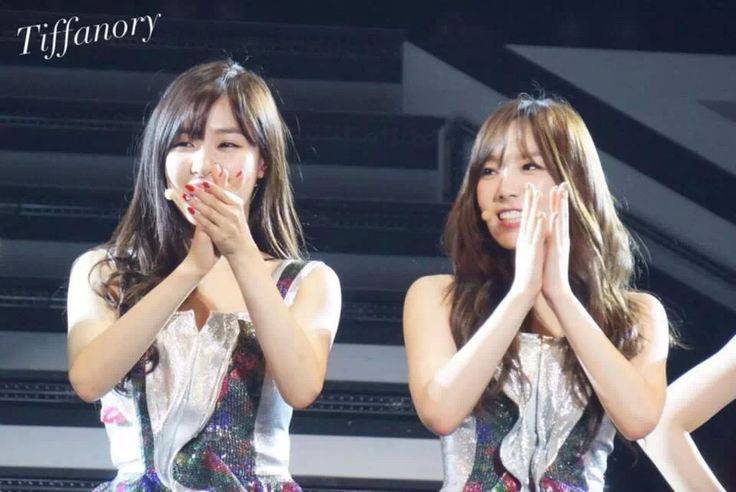 hourlytaeny's tweet photo. Cute and playful Taeny friendship vibes  #TaeNy
https://t.co/ScFBaGH2UH