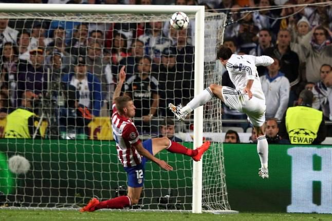 Avengervikingo's tweet photo. Bale: 7 años en el Madrid, 4 Champions. 

F.C. Barcelona: 121 años, 5 Champions 

-LEYENDA- https://t.co/eazyIW6ZlO