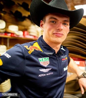 ☆ max verstappen as the don't tell     me what to do (jessie) they like to go by their own. they have some issues but we don't talk about that. sooner or later they'll take the lead.