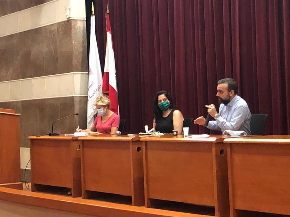 LebaneseUni's tweet photo. كلية العلوم الاقتصادية وإدارة الأعمال في الجامعة اللبنانية تستكمل تحضيرات امتحانات الدخول إليها بالتعاون مع وزارة التربية
@SelimMEKDESSI 
https://t.co/6Scz5qc2Mg https://t.co/Ld1NwwO3jr