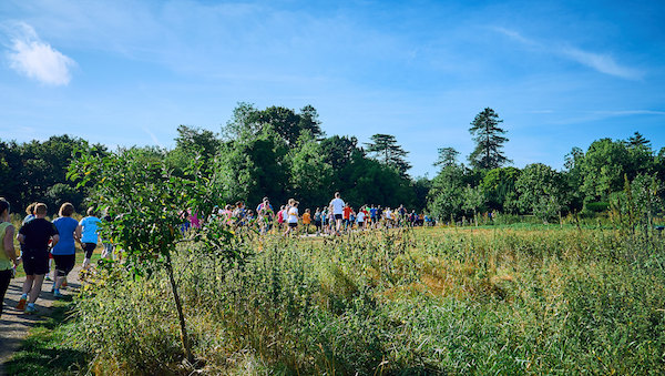 parkrunUK's tweet image. With the intended return of parkrun in England, our COO Tom Williams &amp;amp; CEO Nick Pearson will be answering your questions live on YouTube &amp;amp; Facebook tomorrow 🎥

📆 Friday 18 September
🕑 2pm

Facebook
👉 facebook.com/parkrunUK

YouTube
👉 youtube.com/c/parkrunglobal

🌳 #loveparkrun