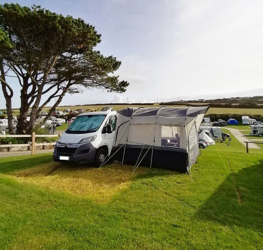 OLPRO's tweet photo. Perfect photo from ThatHarveyGuy. Who else is out and about enjoying the campsites this week?
To show us your set up, tag us in on social media.⠀⠀⠀
⠀⠀⠀⠀⠀⠀⠀⠀
You can pre-order the Poled Loopo Awning from our website here: https://t.co/DQAIpv7lTL⠀
⠀
#Loopo #Awning https://t.co/AAcV7IPL7D