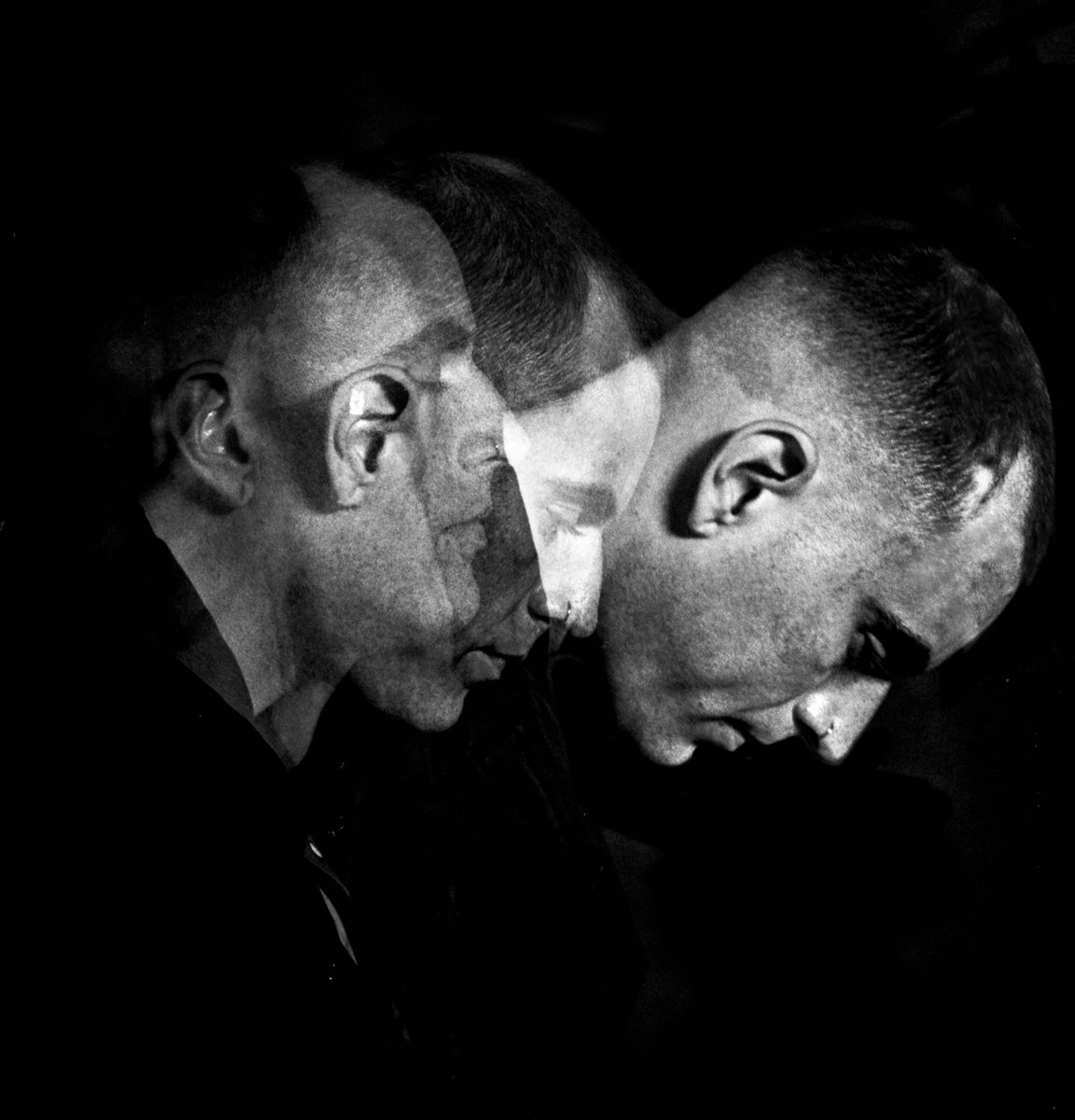 AlixPerez's tweet image. Without End LP // @1985Music1985 // Out tomorrow 
Photography : Freddie Stisted 

Pre-order ----&amp;gt; lnk.bio/pMhY