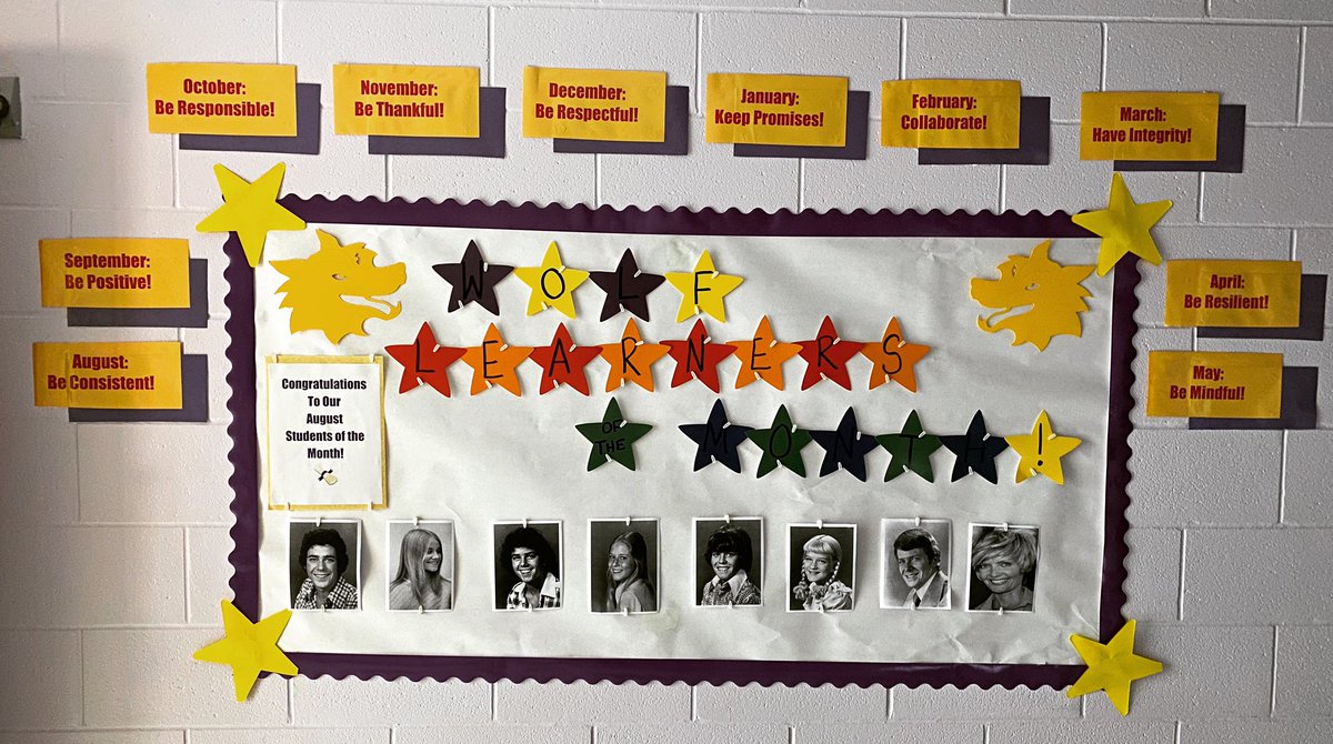 CADean104's tweet image. Ready for our real VIP’s!  #PrideInOurPack #reynproud #WRMSWolves #StudentOfTheMonth #WolfLearnerTraits @ReynSchools @WRMSWolves