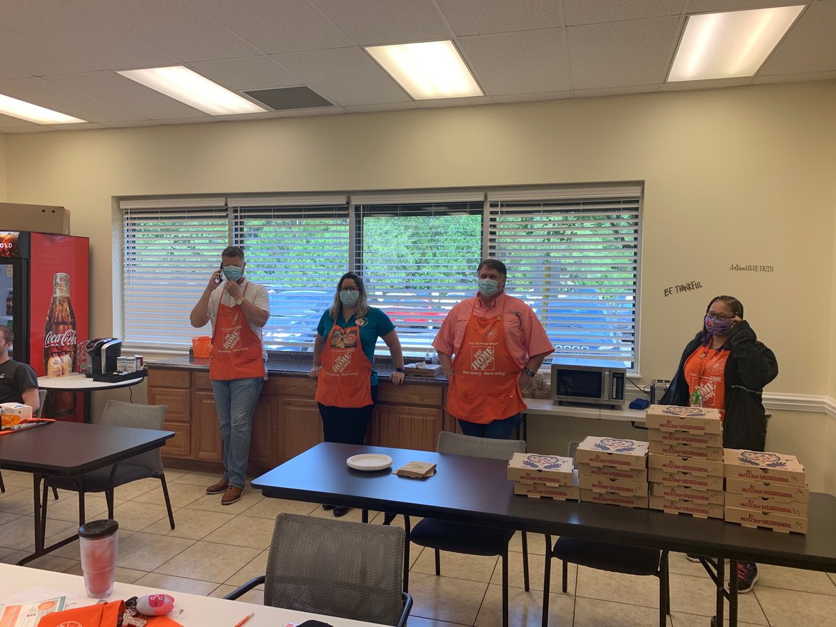 SDC5150's tweet photo. Welcome to our family!! Orange house! #SavannahStrong #NHO #BLEEDORANGE https://t.co/Xh04XQ39yb